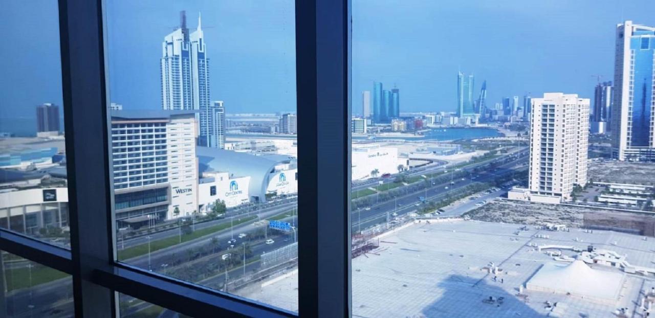 Tulip Hotel & Suites Al-Manamah Bagian luar foto