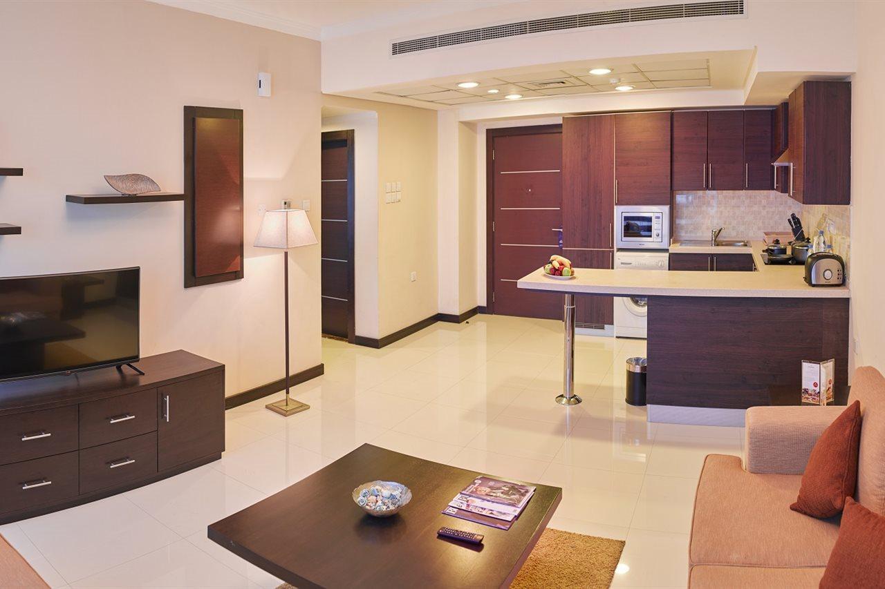Tulip Hotel & Suites Al-Manamah Bagian luar foto