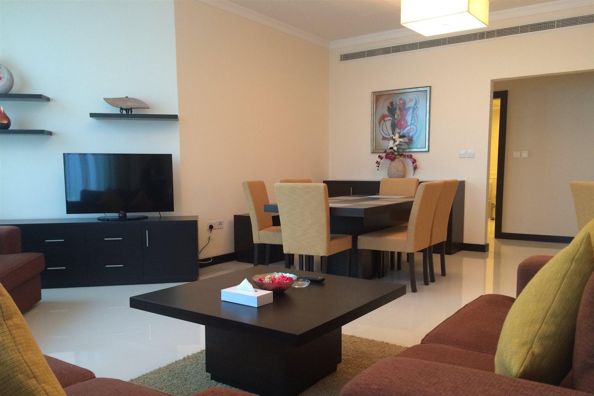 Tulip Hotel & Suites Al-Manamah Bagian luar foto
