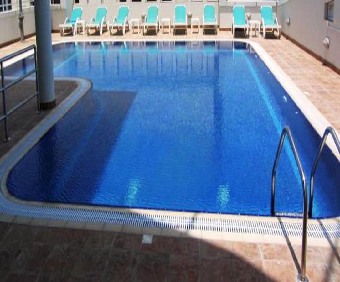 Tulip Hotel & Suites Al-Manamah Bagian luar foto